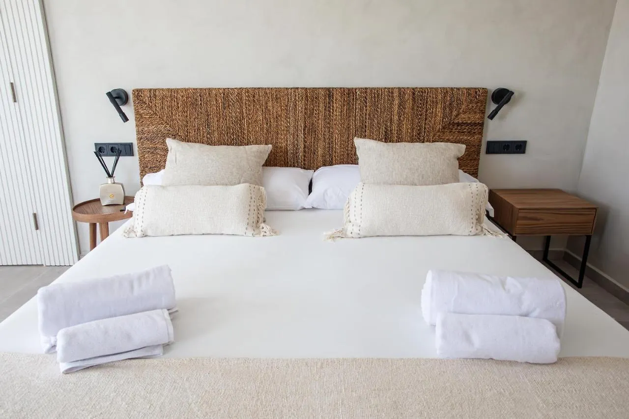 Boho Suites Formentera Es Pujols 2*,